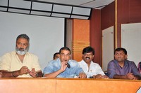 Srimanthudu Movie Piracy Press Meet